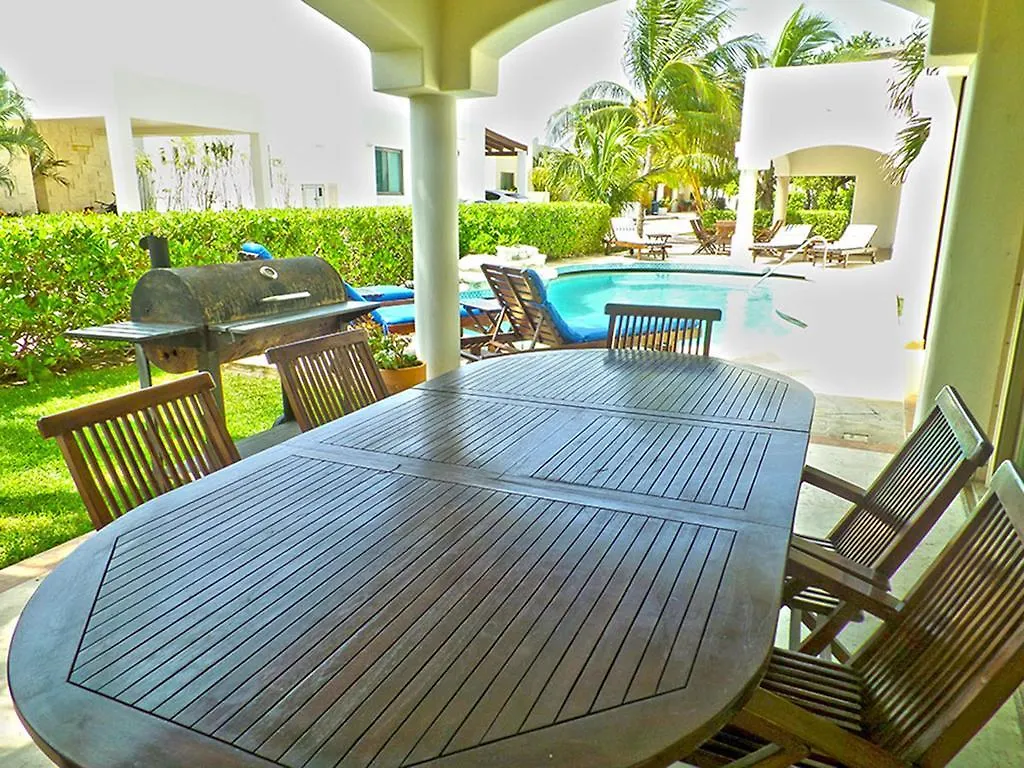 Jalach Naj Luxury Villa بلايا ديل كارمن 0*,  المكسيك